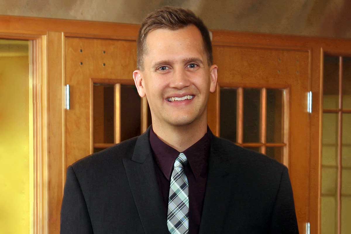 Dr Brett Moore’s Bio - Dentist at Smile Design Dentistry